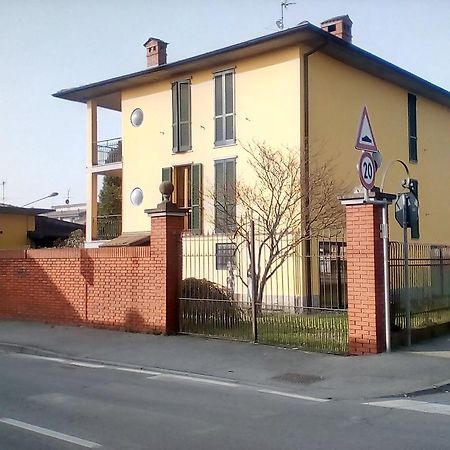 Locanda I Tarocchi Vailate エクステリア 写真